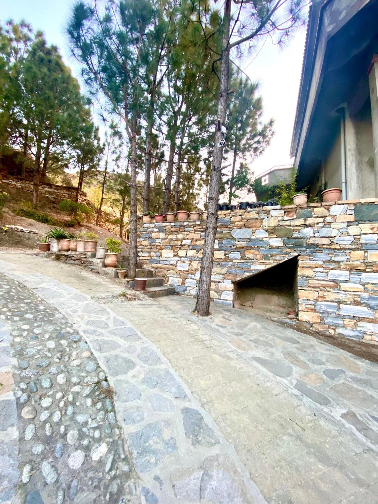 Rock City Resort Saidu Sharif Exterior photo