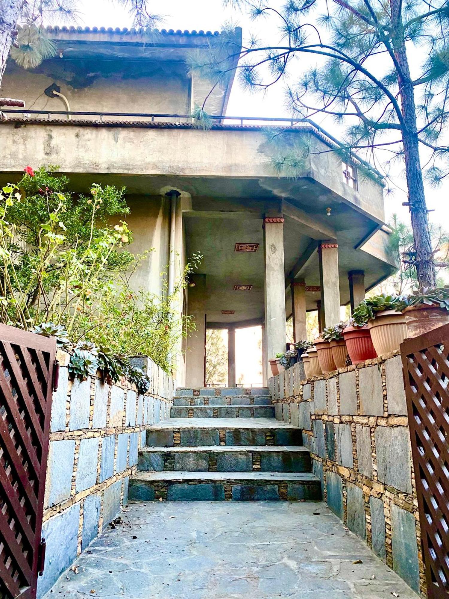 Rock City Resort Saidu Sharif Exterior photo