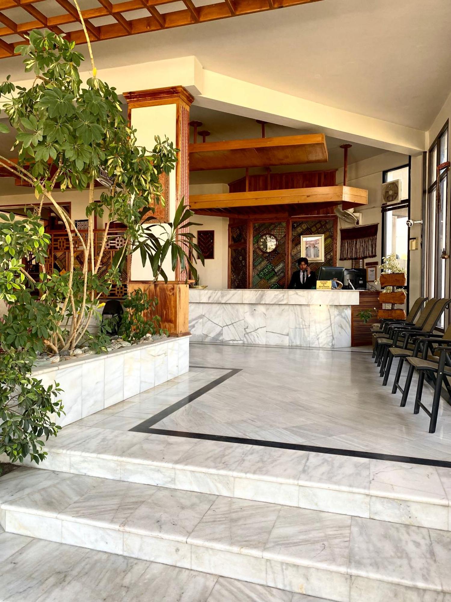Rock City Resort Saidu Sharif Exterior photo