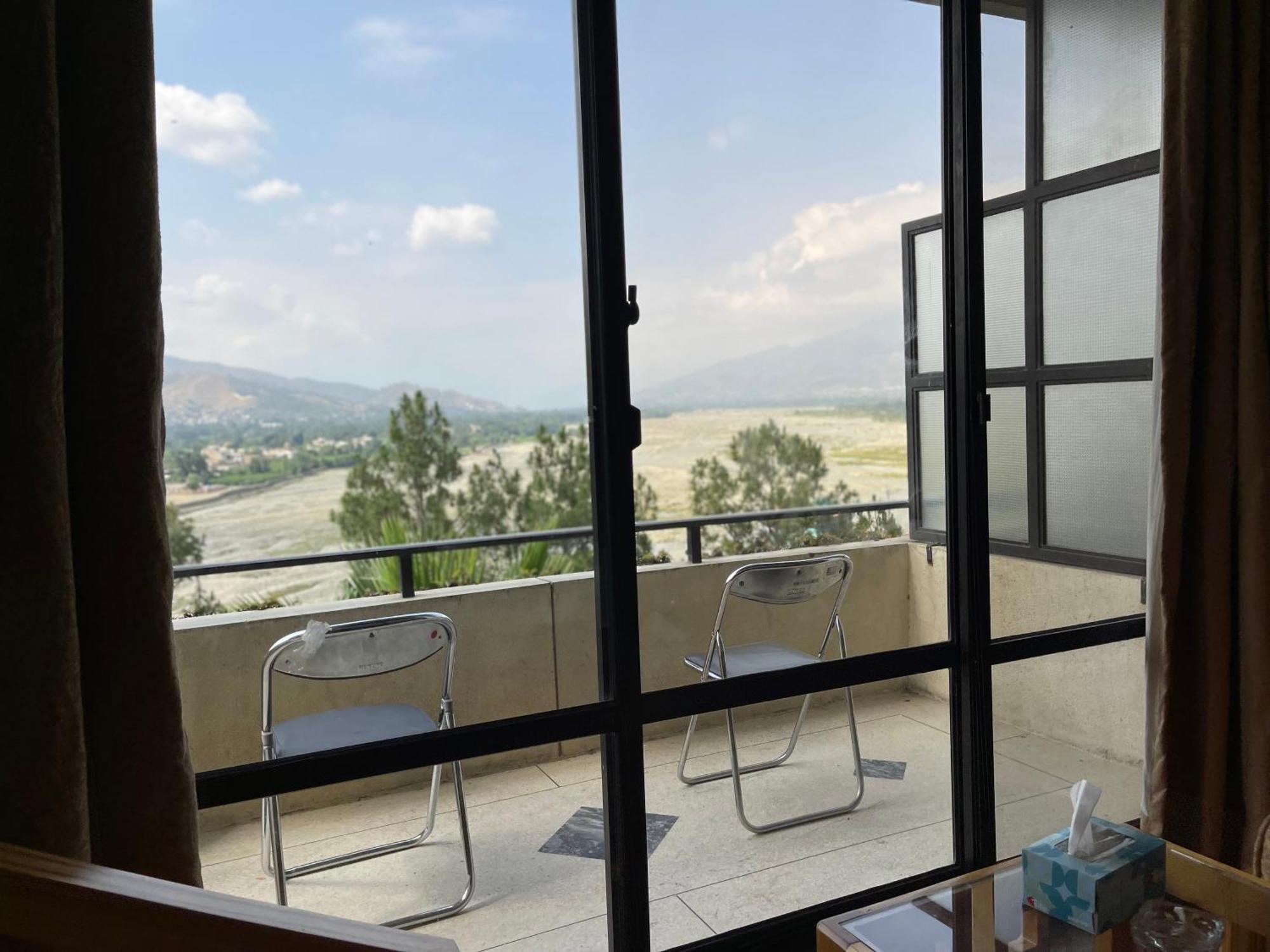 Rock City Resort Saidu Sharif Exterior photo