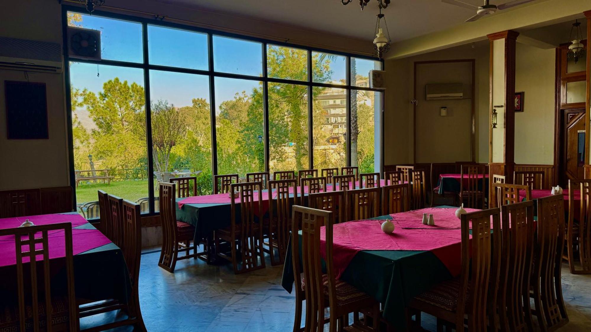 Rock City Resort Saidu Sharif Exterior photo